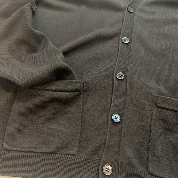 oobe Cardigan Sweater Button down with pockets Black Size Medium - Picture 3 of 8